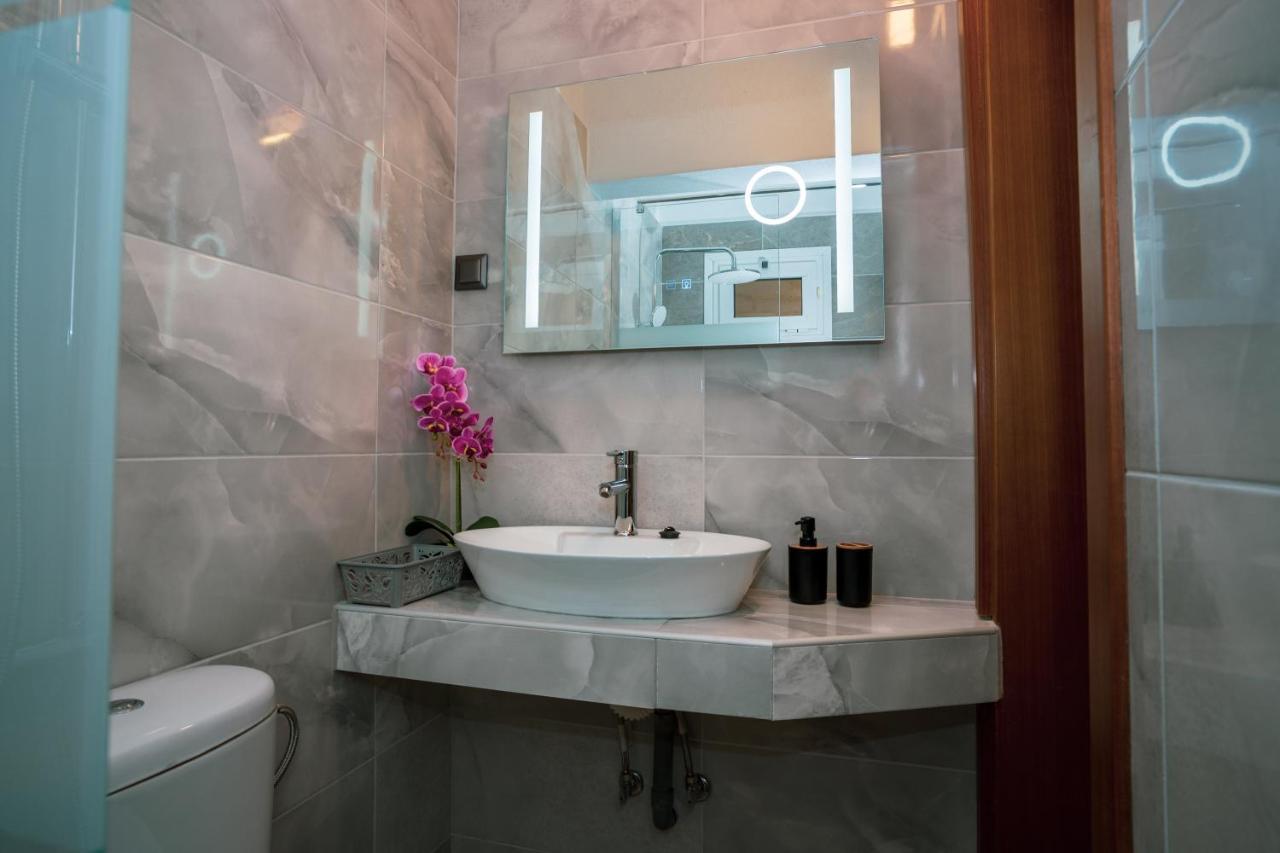 ניקיטי Seashell Luxury Apartment מראה חיצוני תמונה
